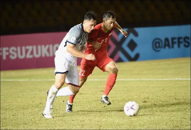 Thầy tr&ograve; tuyển Philippines tự tin sẽ đ&aacute;nh bại Việt Nam ở b&aacute;n kết - Ảnh 2.