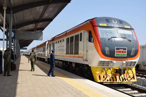 Kenya: Điều tra gian lận tại tuyến đường sắt do Trung Quốc x&acirc;y dựng - Ảnh 2.