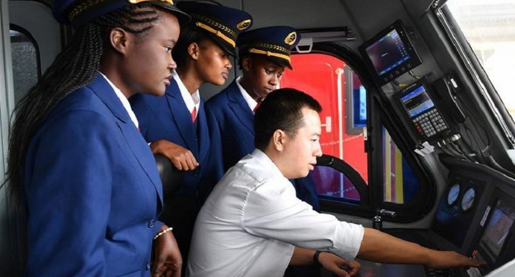 Kenya: Điều tra gian lận tại tuyến đường sắt do Trung Quốc x&acirc;y dựng - Ảnh 3.
