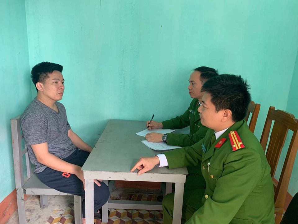 Băng nh&oacute;m tổ chức t&iacute;n dụng đen cực khủng&rdquo;, tra tấn như thời trung cổ - Ảnh 5.