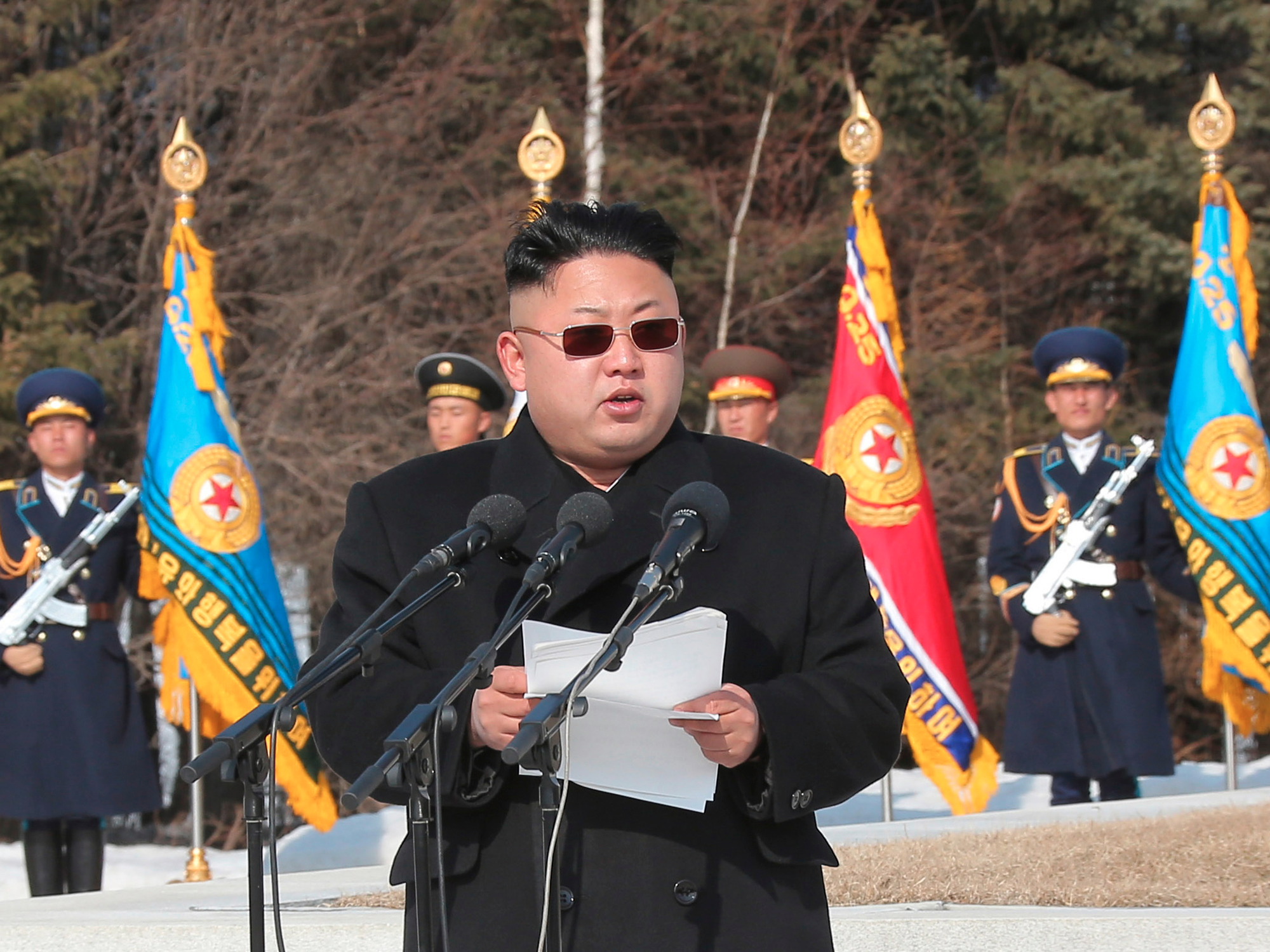 Hàn Quốc "soi" ông Kim Jong-un bằng video 3D