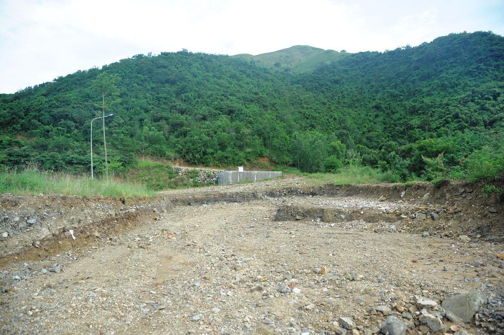 Dừng bán nhà ở dự án nghi sạt lở gây chết 4 người dân Nha Trang - Ảnh 3.