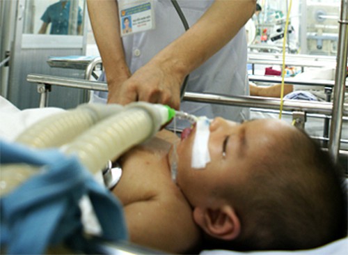 Khi người lớn ích kỷ và nhẫn tâm