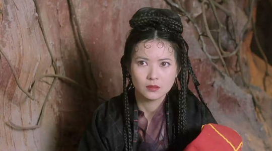 “Ngọc nữ” Lam Khiết Anh qua đời  cô độc, người thân bịt mặt đến nhận thi thể
