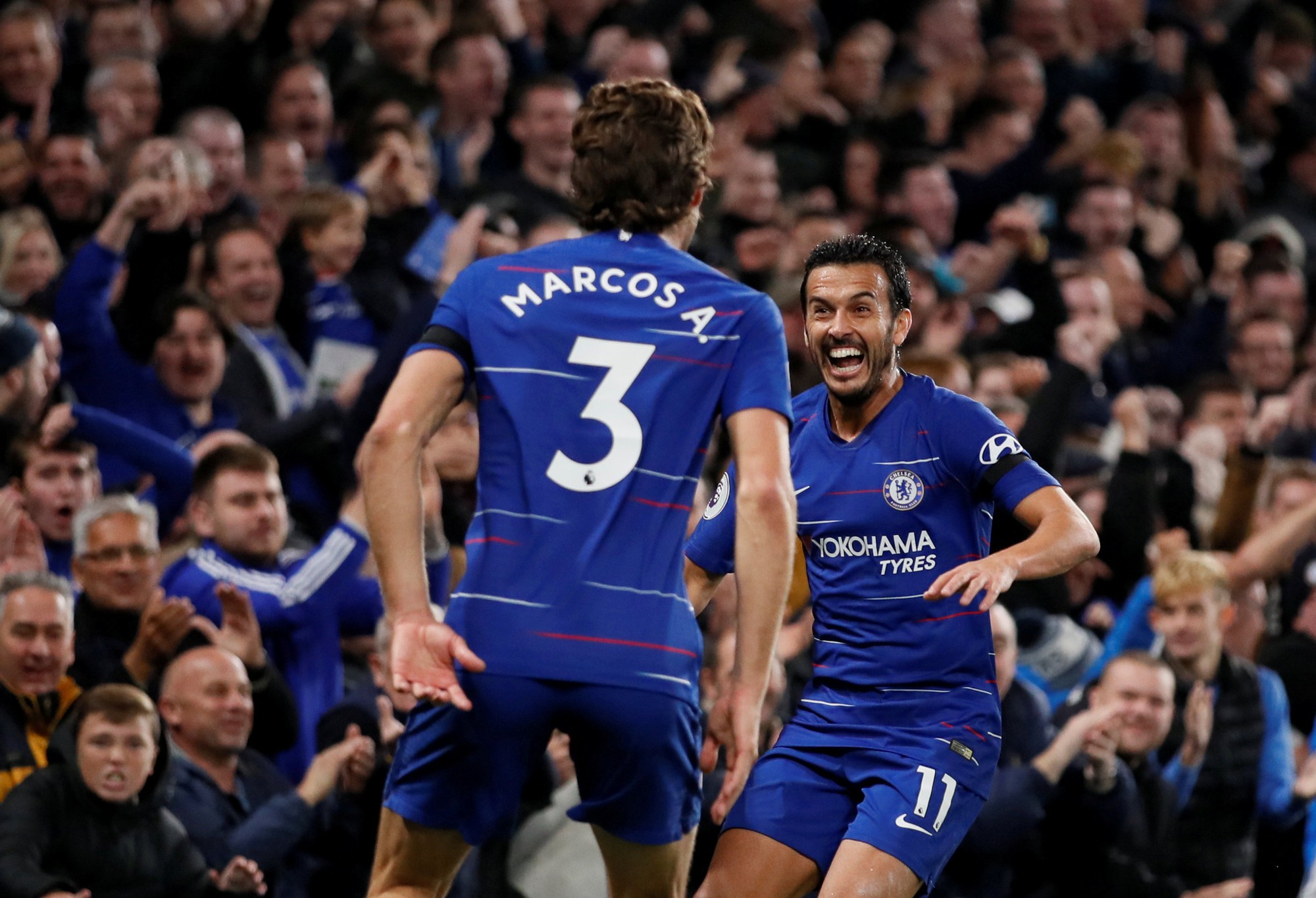 Tung đòn trừng phạt khủng khiếp, Man City và Chelsea trở lại đỉnh bảng - Ảnh 8.