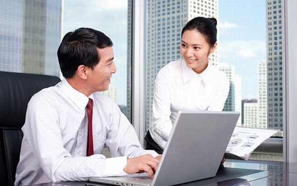Để trở thành con cưng của sếp - Ảnh 1.