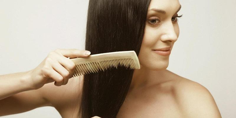 6 cách ngăn ngừa mụn mọc trên da đầu cực hiệu quả - Ảnh 3.