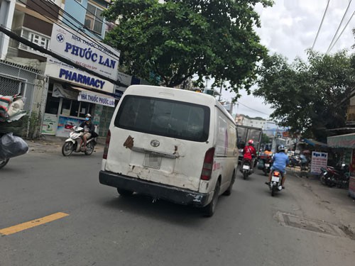 Mất dấu hàng chục ngàn ôtô "hết đát"