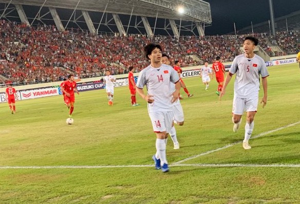 Công Phượng góp mặt ở đội hình tiêu biểu AFF Cup