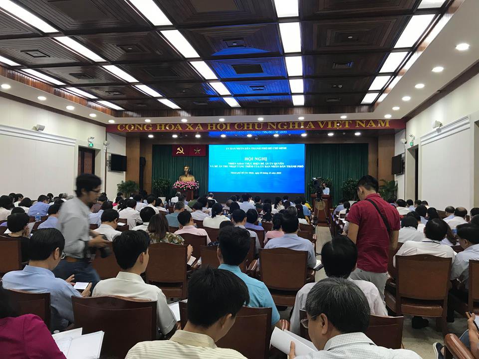 Tháng 11-2018, chi thu nhập tăng thêm cho cán bộ, công chức, viên chức - Ảnh 1.