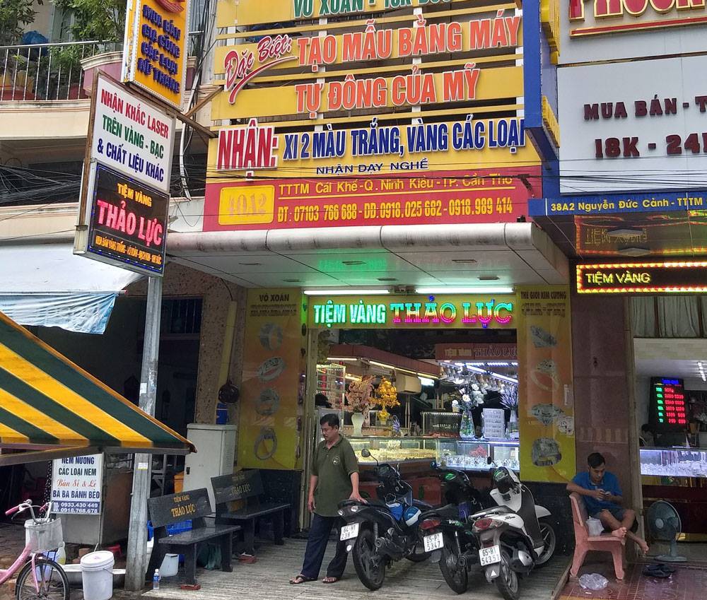Vụ đổi 100 USD: Chủ tiệm vàng được trả lại 70 triệu đồng tiền nộp phạt