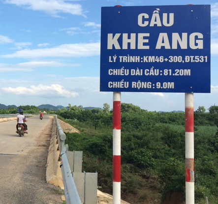 Tá hỏa thấy thi thể người đàn ông treo lơ lửng dưới gầm cầu