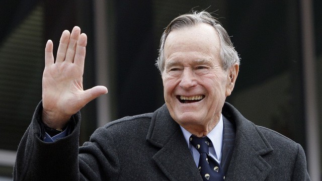 Những cột mốc đáng nhớ trong cuộc đời ông Bush “cha”