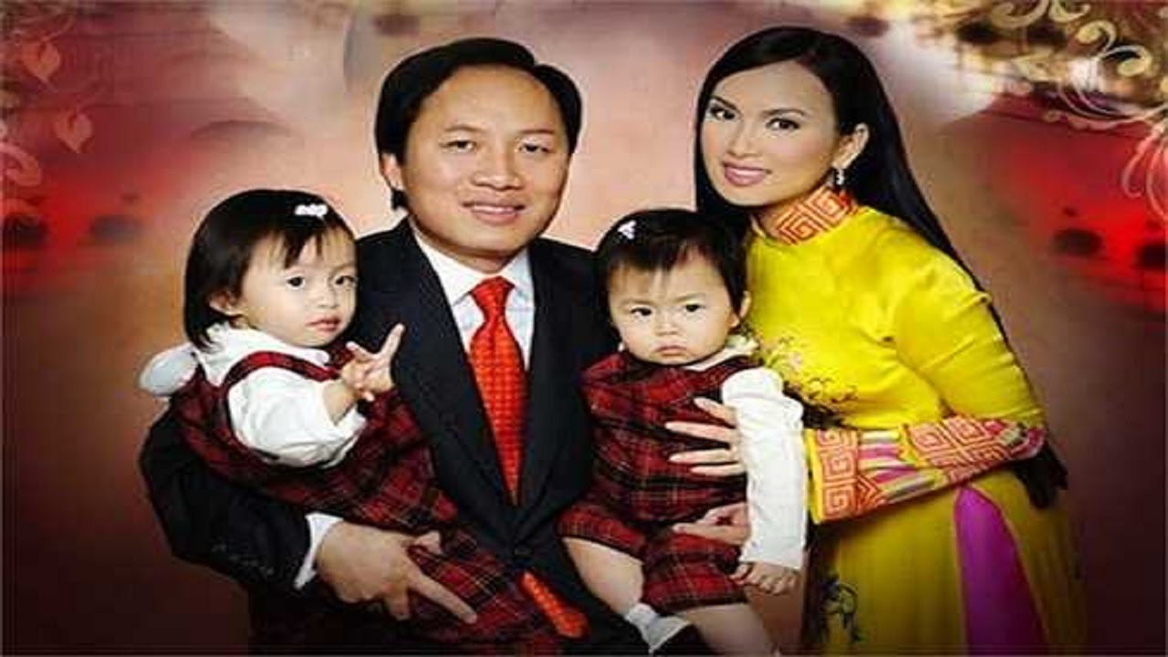 Ca sĩ H&agrave; Phương: L&agrave;m vợ tỉ ph&uacute; đ&acirc;u dễ - Ảnh 2.