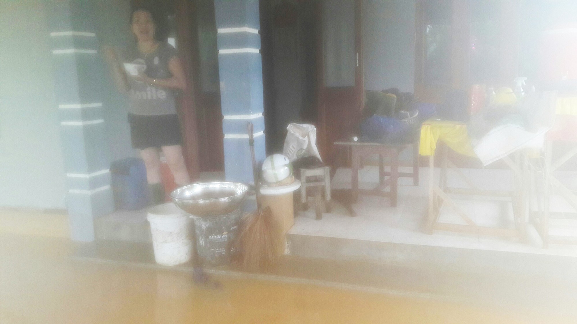 Đà Nẵng: Hòa Liên đang bị ngập sâu hơn 1 m - Ảnh 9.