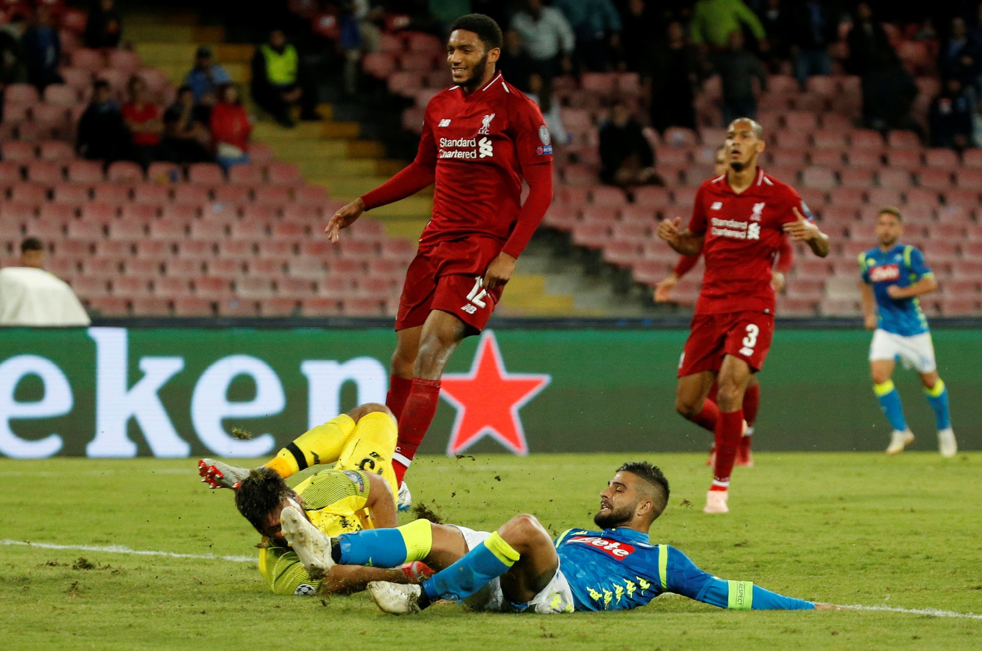 Liverpool - Tottenham: Đỉnh cao v&agrave; vực s&acirc;u Ngoại hạng - Ảnh 5.