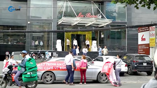 Lập lờ, khó xử!