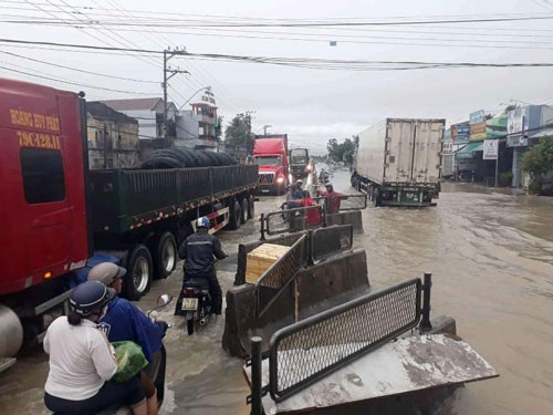 Phải đổ thêm tiền sửa Quốc lộ 1
