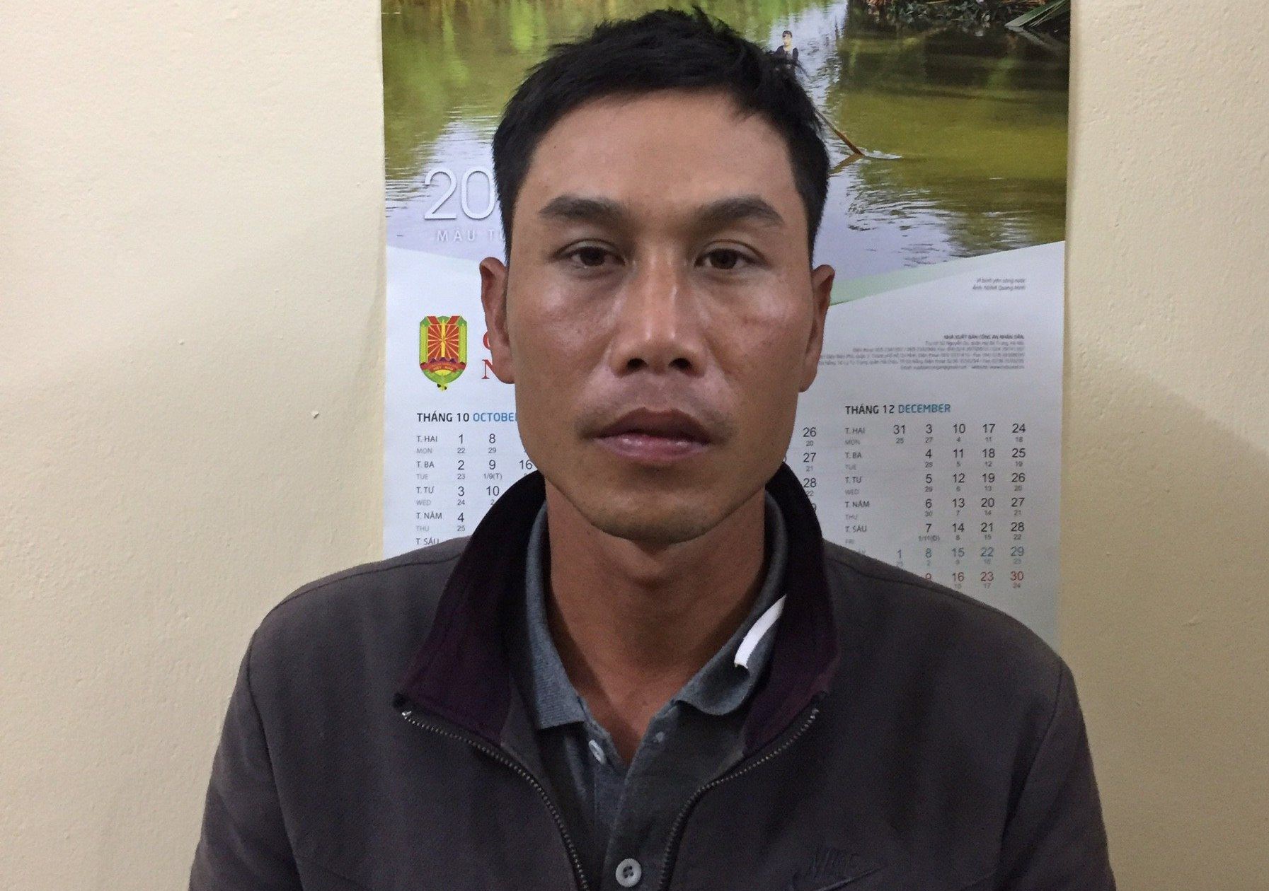 Đang ngồi uống cà phê, bị đuổi chém tử vong