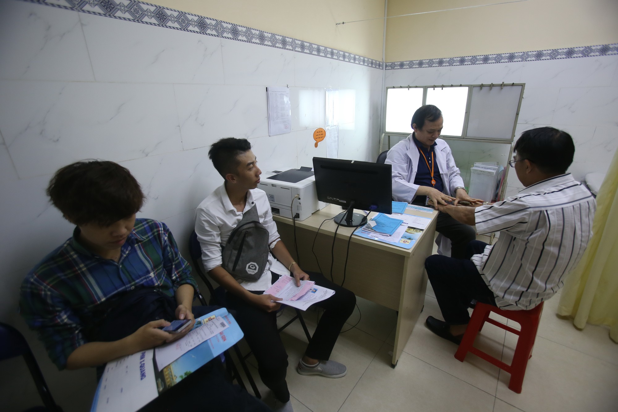 Hướng dẫn thủ tục khám chữa bệnh BHYT