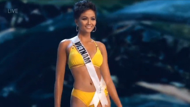 B&aacute;n kết Miss Universe 2018: HHen Ni&ecirc; khoe v&oacute;c d&aacute;ng n&oacute;ng bỏng - Ảnh 1.