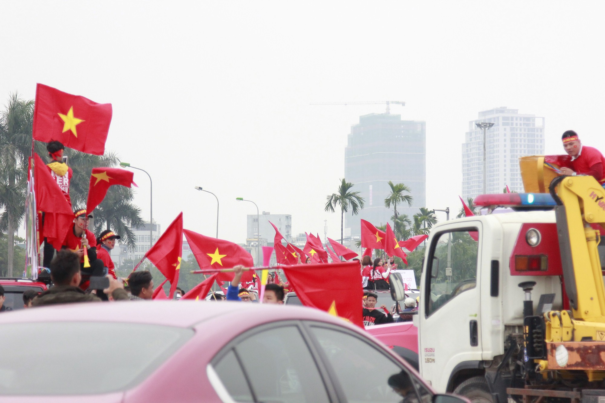 S&acirc;n Mỹ Đ&igrave;nh n&oacute;ng hừng hực trước trận quyết đấu Việt Nam - Malaysia - Ảnh 7.