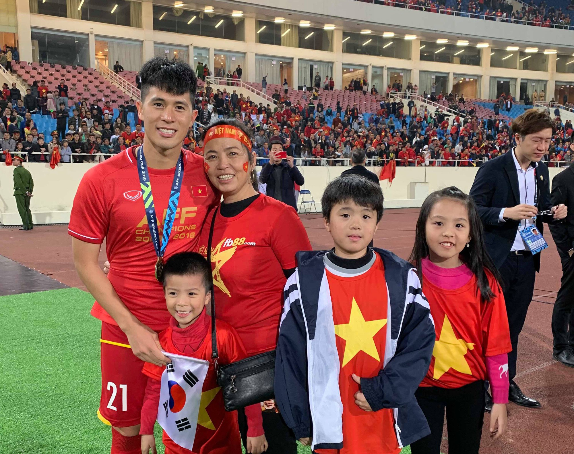 Người hùng Trần Đình Trọng phẫu thuật, lỡ hẹn Asian Cup 2019?