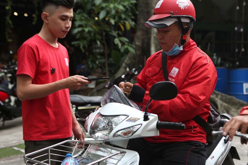 Người tiêu dùng ngày càng "lười"