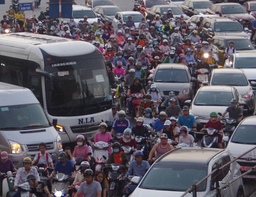 Thu phí bảo vệ môi trường với khí thải: Nhiều băn khoăn
