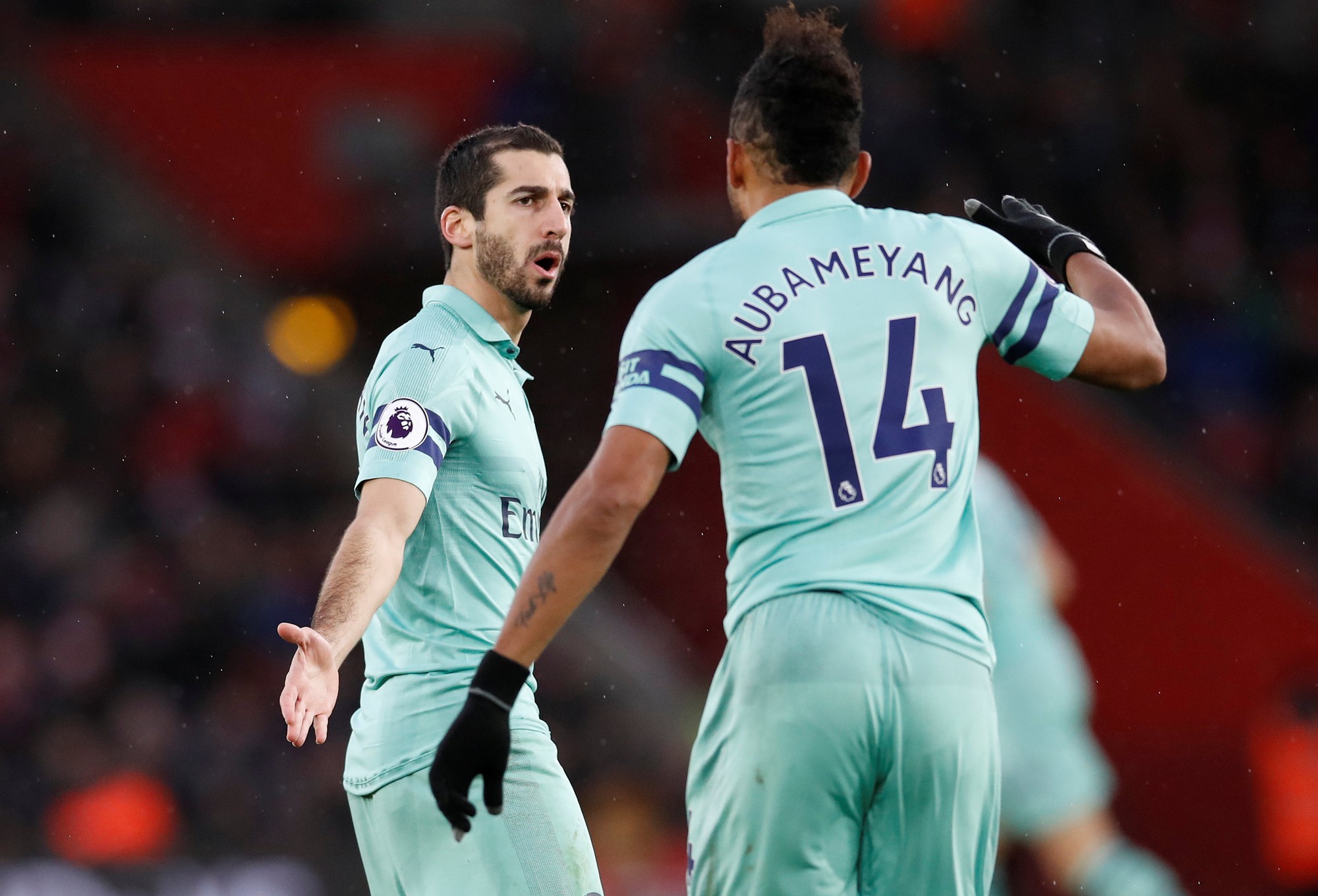 Man United miễn cưỡng v&agrave;o Top 6 sau thảm bại đại chiến ở Anfield - Ảnh 7.