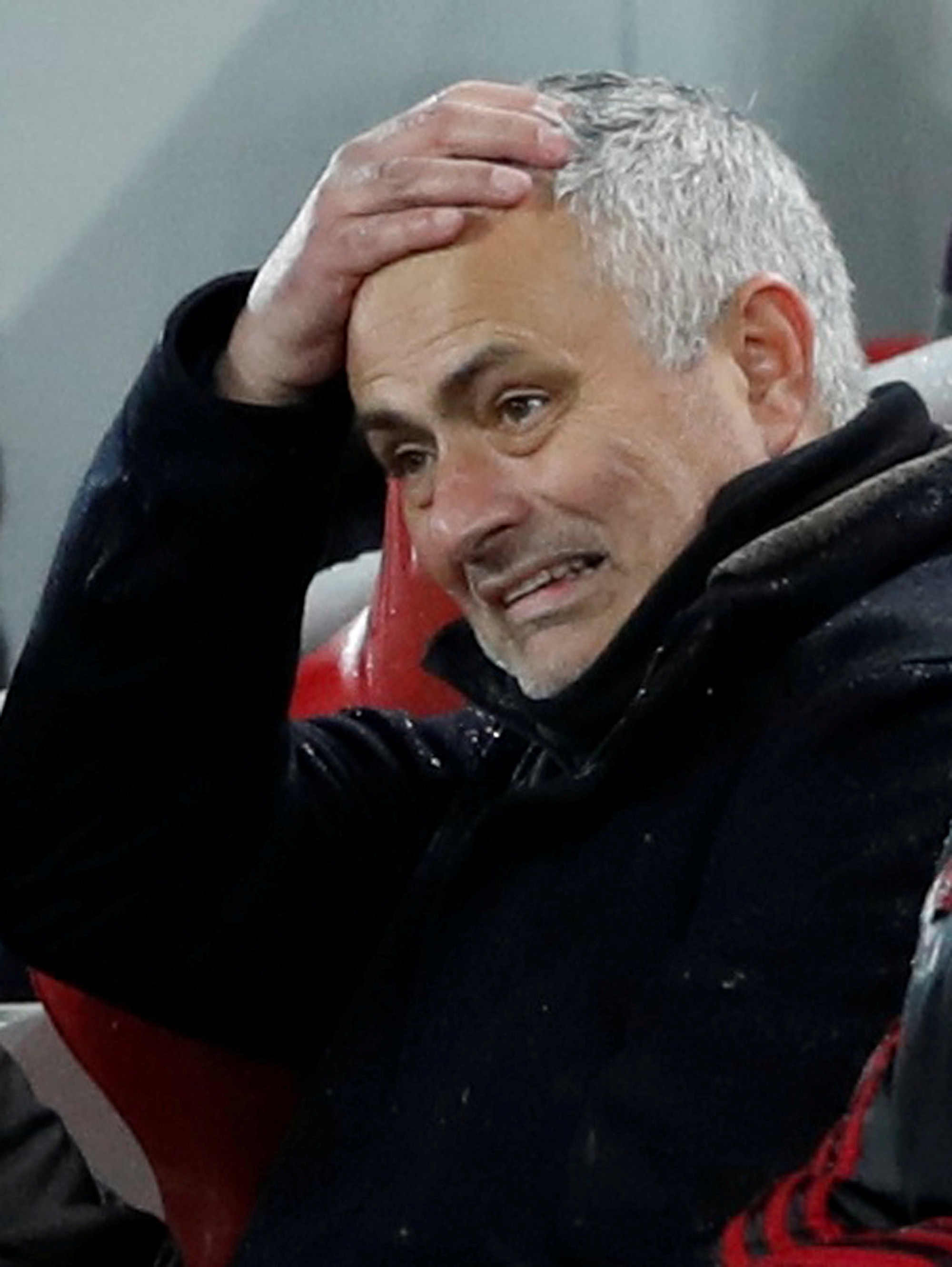 Man United miễn cưỡng v&agrave;o Top 6 sau thảm bại đại chiến ở Anfield - Ảnh 2.