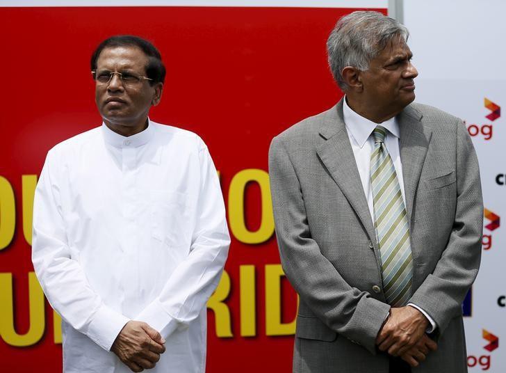 Thủ tướng thân Trung Quốc ra đi, Sri Lanka vẫn chưa yên