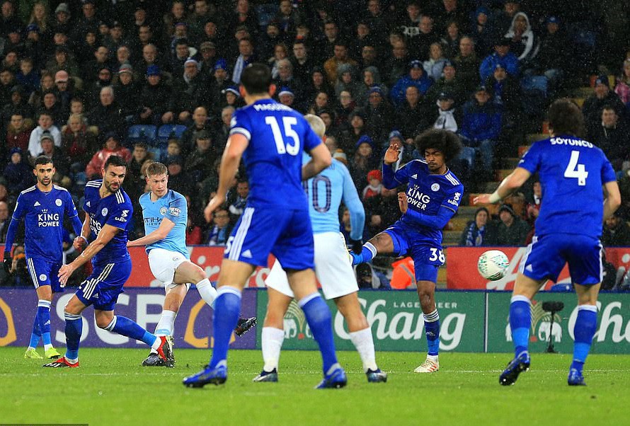 Thắng penalty nghẹt thở, Man City v&agrave;o b&aacute;n kết C&uacute;p Li&ecirc;n đo&agrave;n Anh - Ảnh 3.