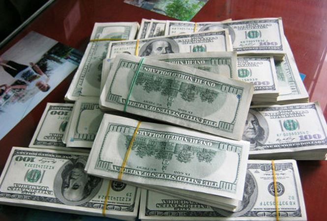 Bắt nữ phóng viên tống tiền doanh nghiệp nước ngoài 100.000 USD
