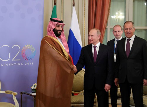 Nga - Ả Rập Saudi "bật đèn xanh" giảm sản lượng dầu