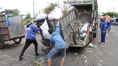 Có thể mua rác của người dân?