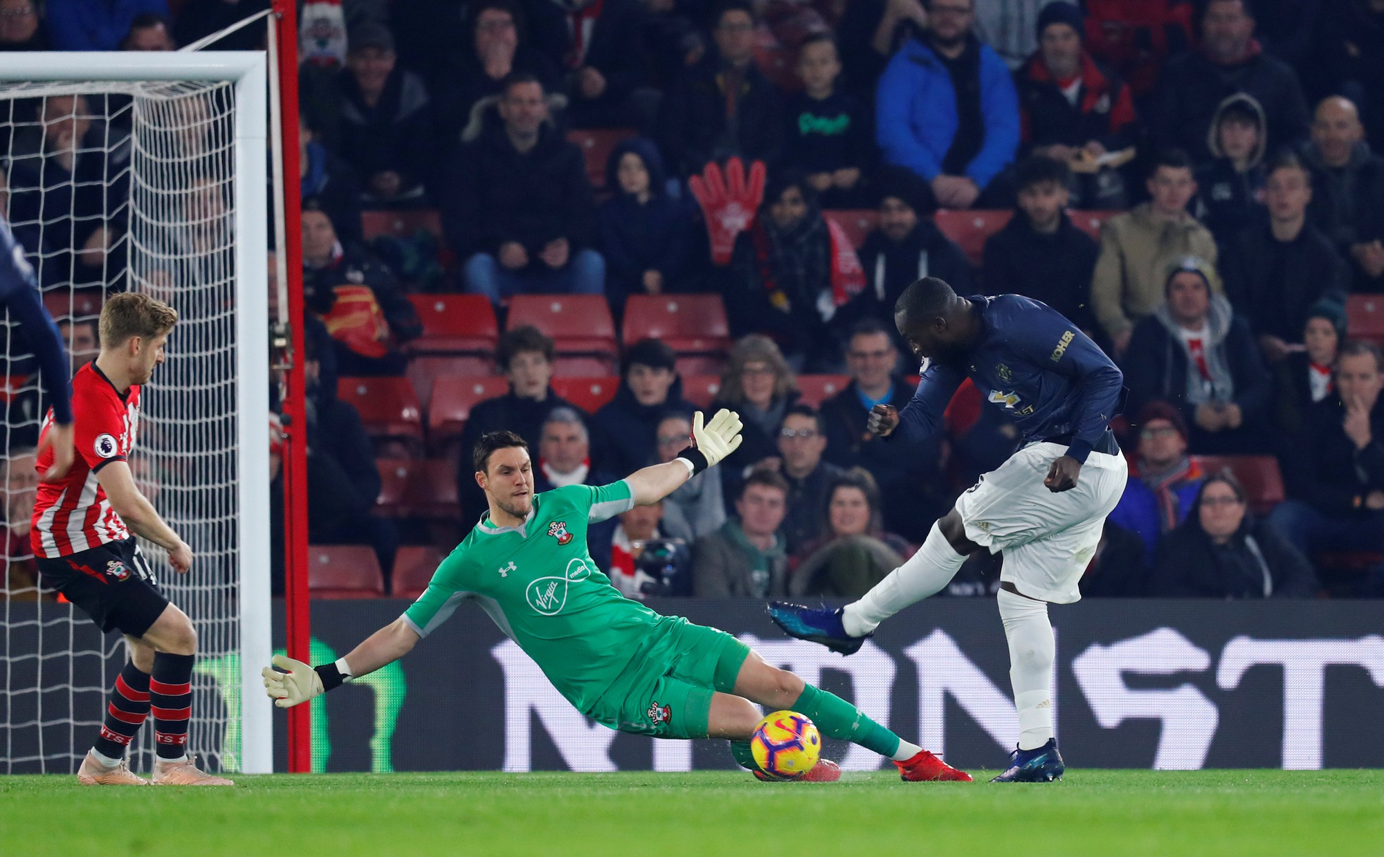Sir Alex Ferguson đứng hình với trận hoà nghẹt thở của Man United - Ảnh 6.