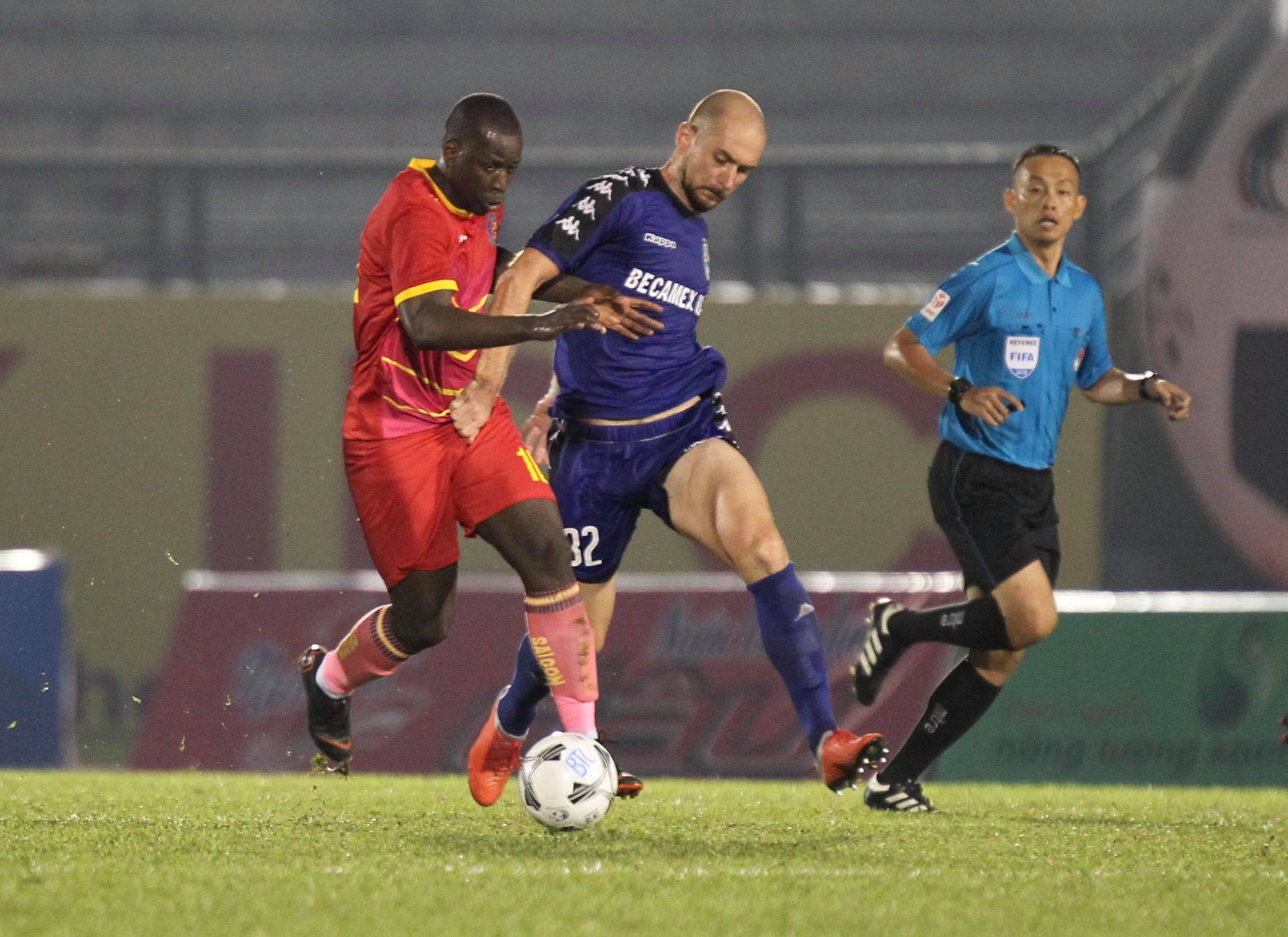 BTV Cup Number 1: Chỉ còn các đội bóng trong nước - Ảnh 1.