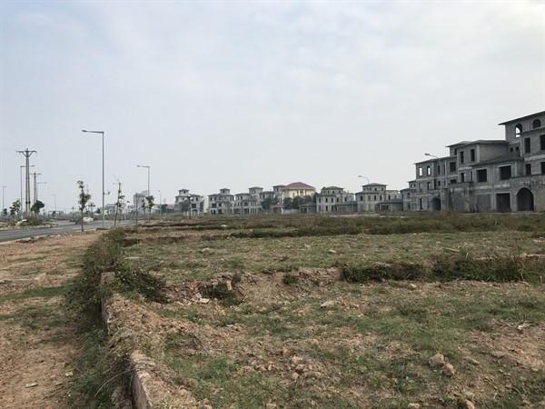Sóng ngầm săn tìm bất động sản nợ xấu - Ảnh 4.