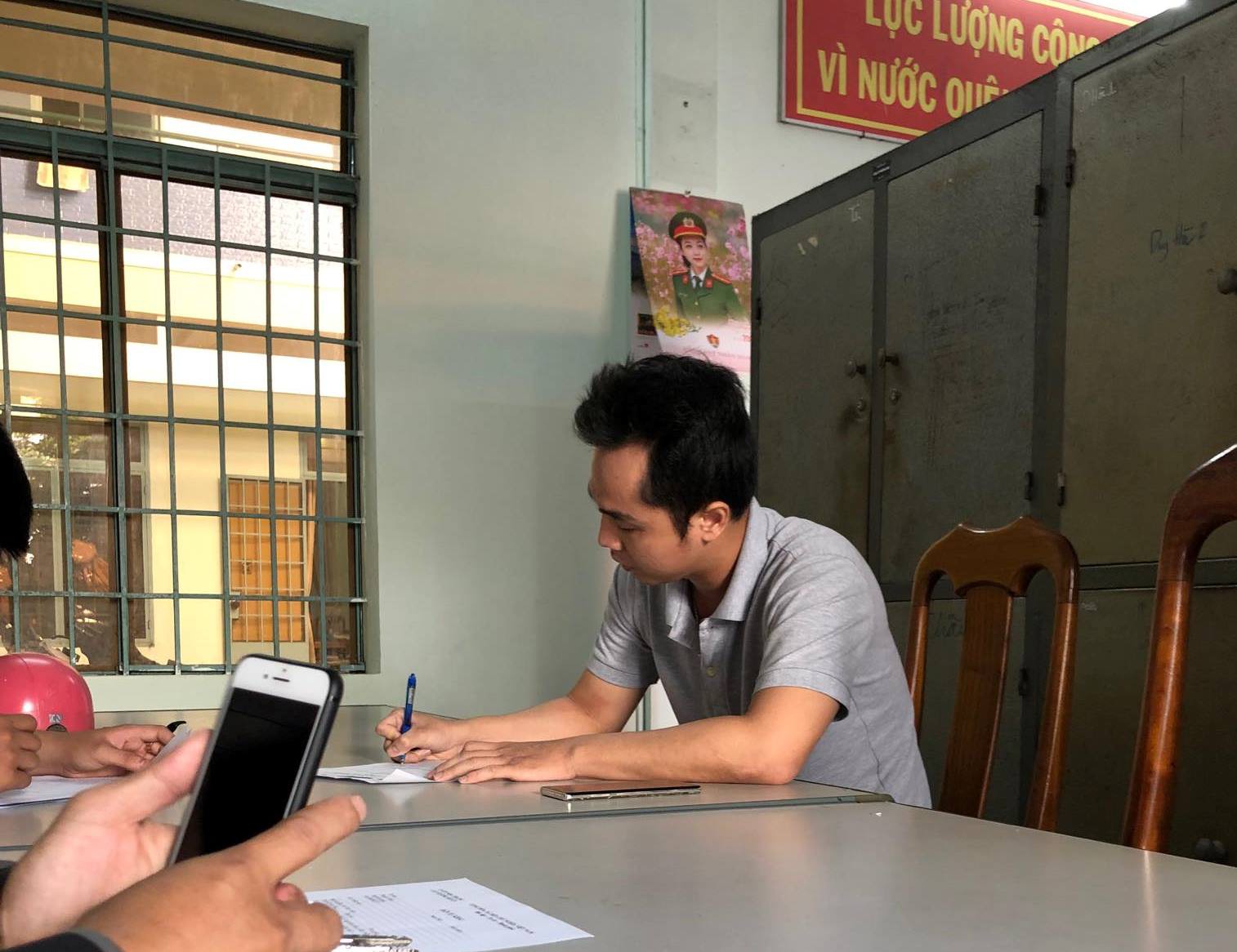Nguyên thư ký tòa đấm sưng mặt luật sư tại tòa