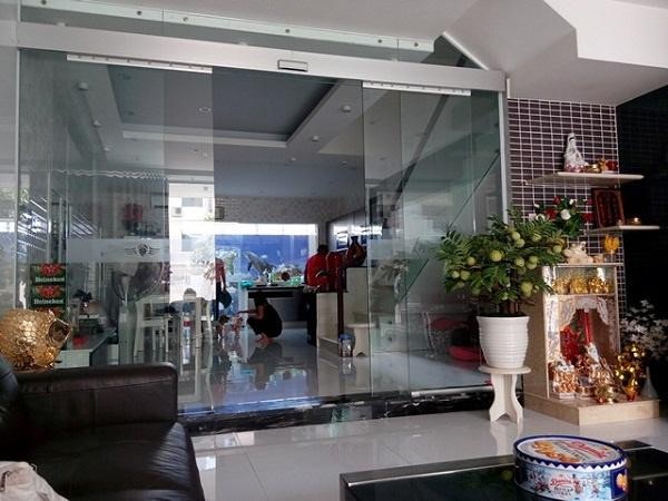 Đọ tổ ấm kh&eacute;t tiếng sang chảnh của Trấn Th&agrave;nh v&agrave; Trường Giang - Ảnh 4.
