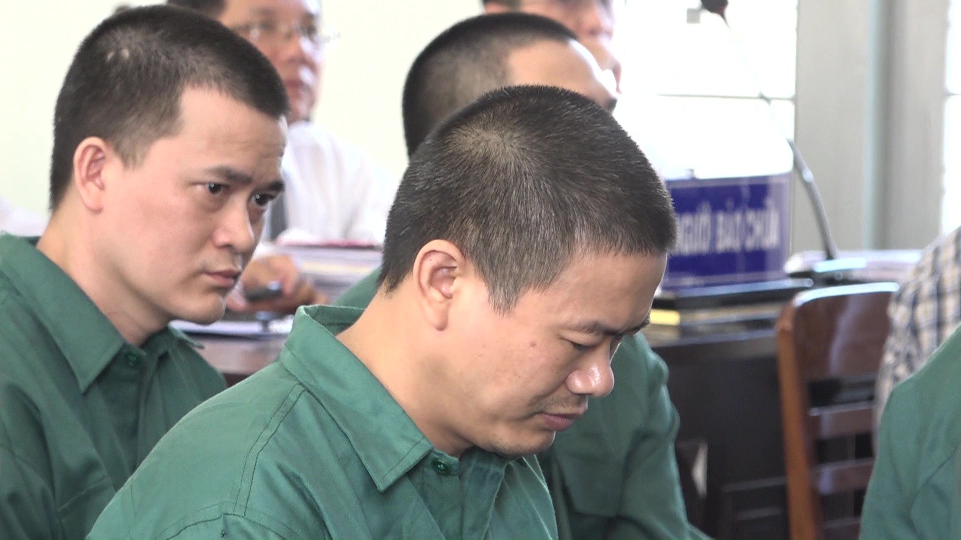 Tuy&ecirc;n &aacute;n 12 bị c&aacute;o trong vụ &aacute;n bu&ocirc;n lậu xăng dầu khủng ng&agrave;n tỉ - Ảnh 2.