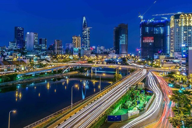 Người nước ngoài mua nhà tăng đột biến ở TP HCM: Đáng lo không?