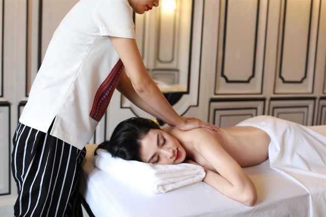 Ngắm kh&aacute;ch sạn của kiến tr&uacute;c sư  nổi tiếng thế giới Bill Bensley tại Sa pa - Ảnh 7.