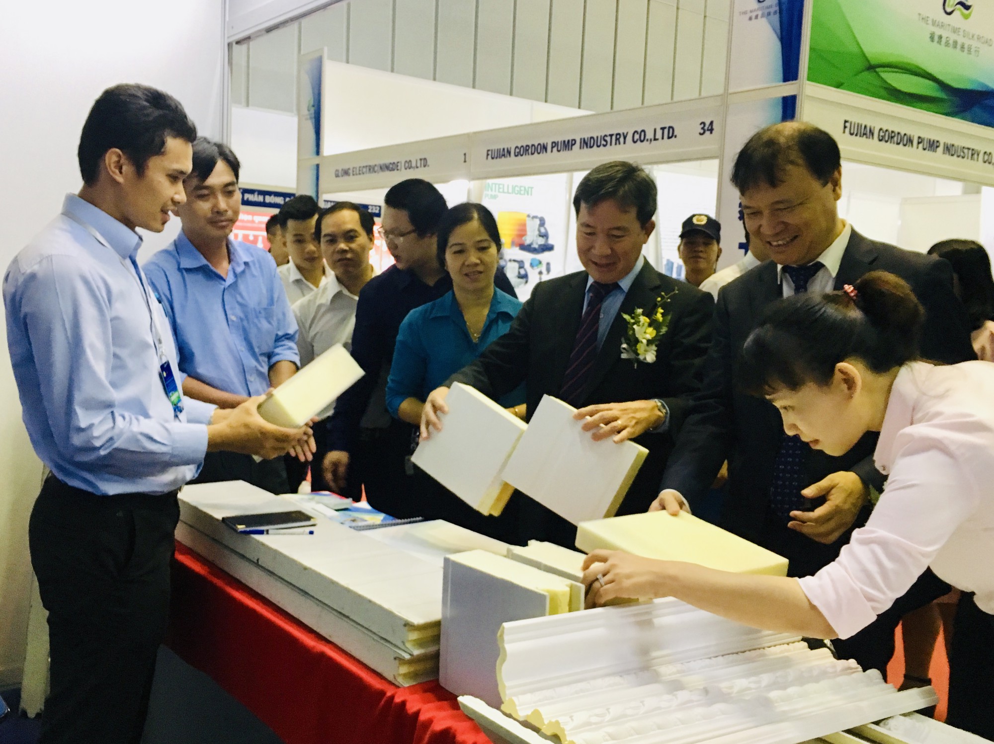 Doanh nghiệp TP HCM tự tin "vào chuỗi"