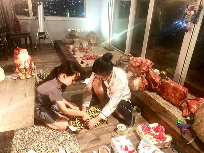 C&ugrave;ng ngắm c&aacute;c Sao Việt trang tr&iacute; nh&agrave; đ&oacute;n Noel đầy m&agrave;u sắc - Ảnh 11.