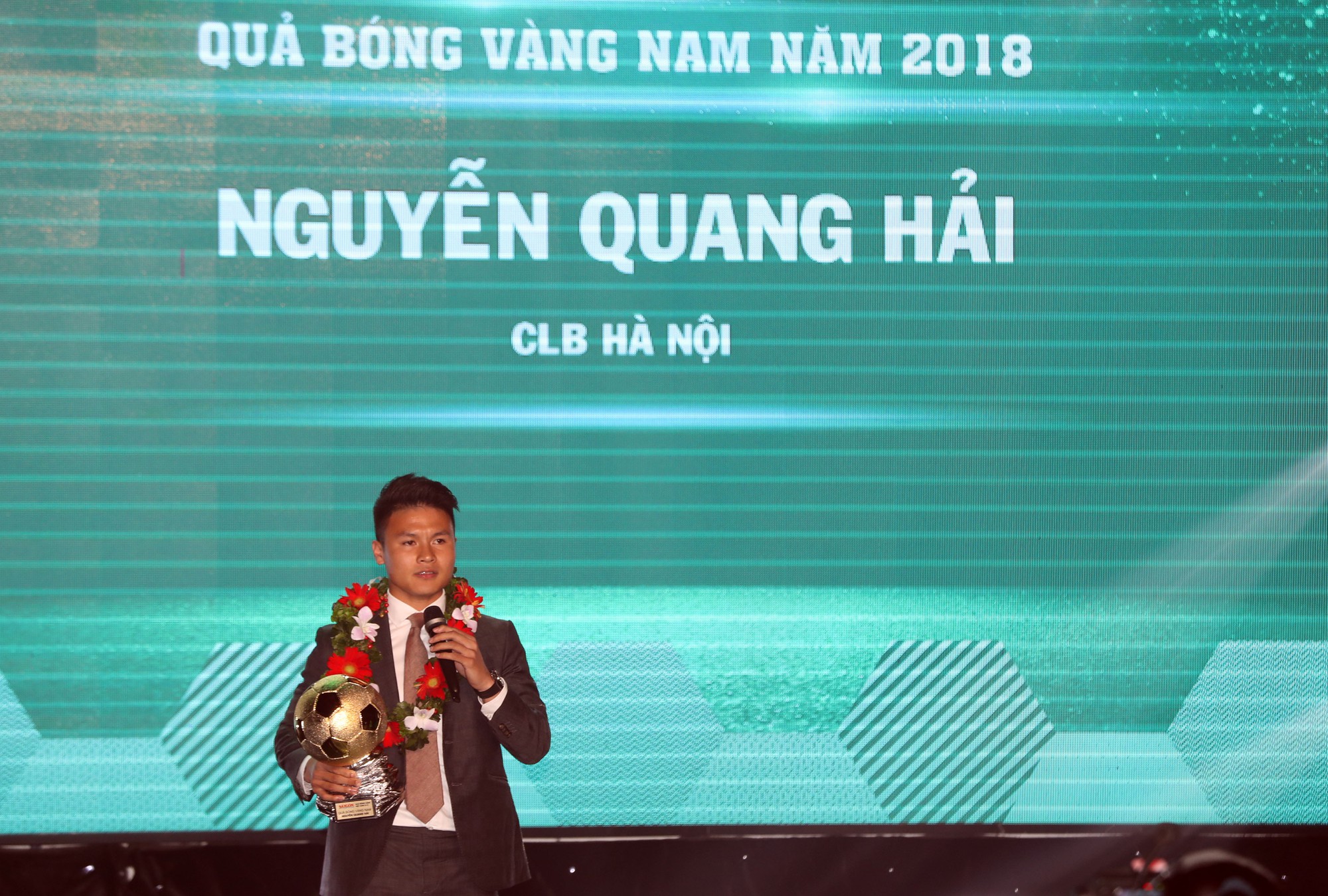 Quang Hải và cái giá của sự nổi tiếng