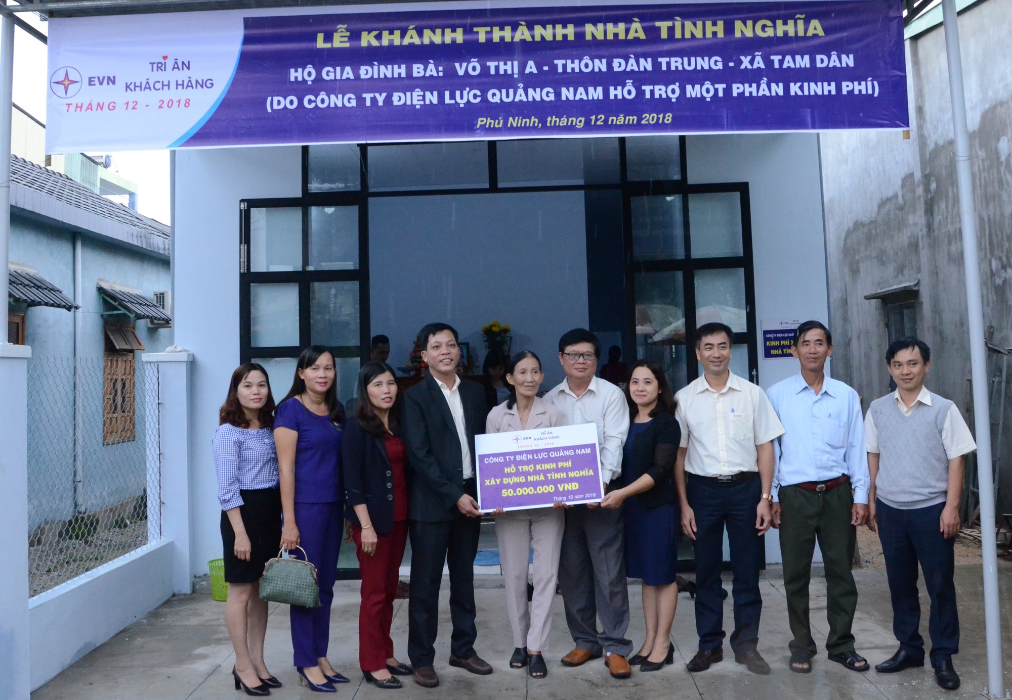 Hỗ trợ xây nhà tình nghĩa cho gia đình liệt sĩ - Ảnh 2.