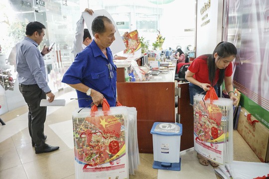 Rực rỡ hình ảnh tuyển thủ Việt Nam trong bộ lịch Xuân 2019 của Báo Người Lao Động