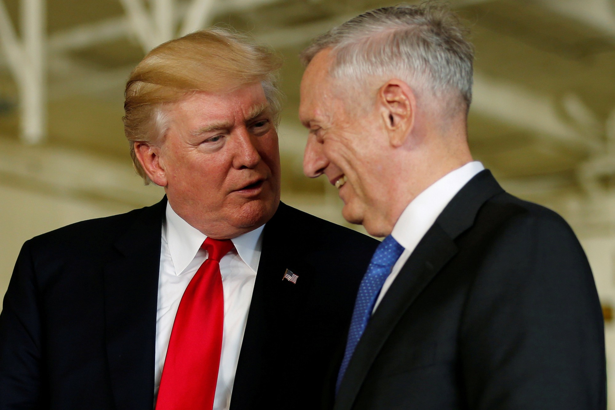Tổng thống Trump - Bộ trưởng Mattis "dứt tình"